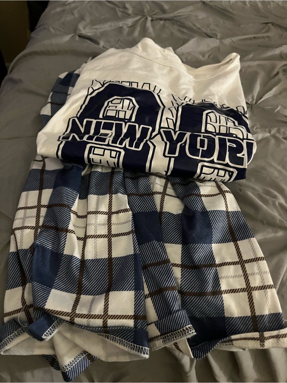 New York Printed White & Navy Plaid Pajama Set